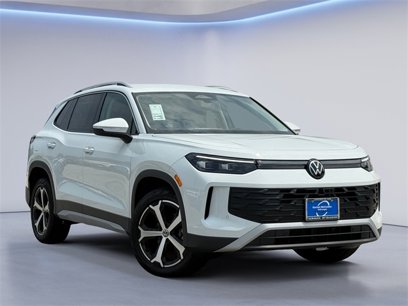 New 2025 Volkswagen Tiguan SE