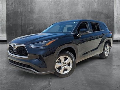 Certified 2022 Toyota Highlander L