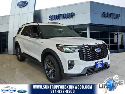 New 2025 Ford Explorer ST-Line w/ Premium Package