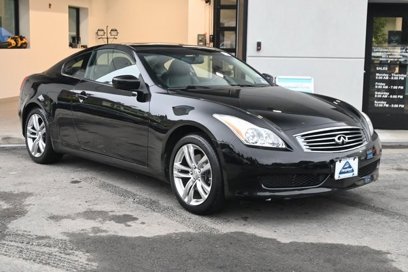Used 2009 INFINITI G37 x w/ Premium Pkg