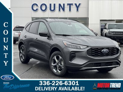 New 2025 Ford Escape ST-Line w/ Cold Weather Package
