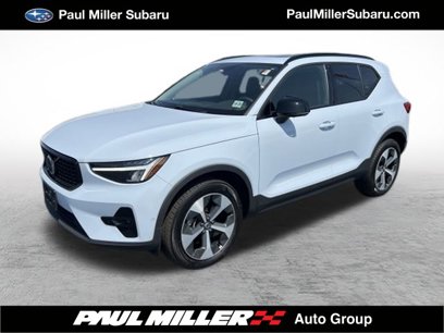 Used 2024 Volvo XC40 B5 Plus w/ Climate Package