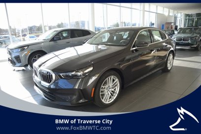 New 2024 BMW 530i xDrive w/ Premium Package