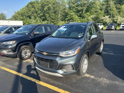 Used 2022 Chevrolet Trax LT w/ Premium Seat Package