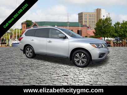 Used 2018 Nissan Pathfinder SV