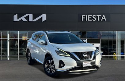 Used 2019 Nissan Murano SV w/ Premium Package