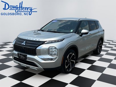 Used 2023 Mitsubishi Outlander SE