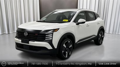 New 2025 Nissan Kicks SR w/ Illumination Package