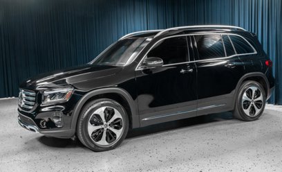 New 2024 Mercedes-Benz GLB 250 4MATIC