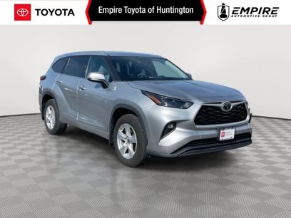 Used 2022 Toyota Highlander LE