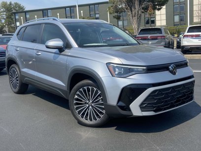 New 2025 Volkswagen Taos SE