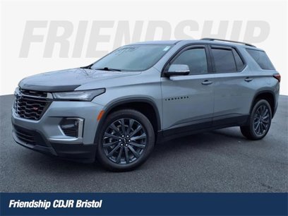 Used 2023 Chevrolet Traverse RS