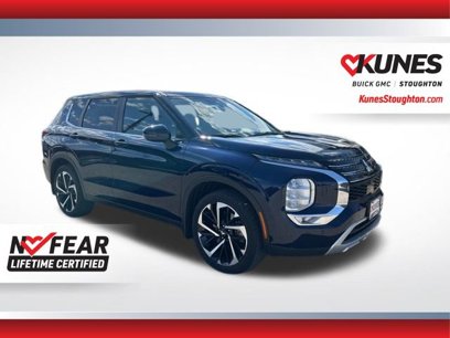 Used 2023 Mitsubishi Outlander SE
