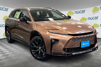 New 2025 Toyota Crown Signia