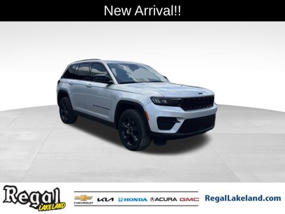 Used 2023 Jeep Grand Cherokee Altitude
