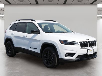Used 2023 Jeep Cherokee Altitude Lux