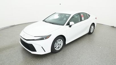 New 2025 Toyota Camry LE