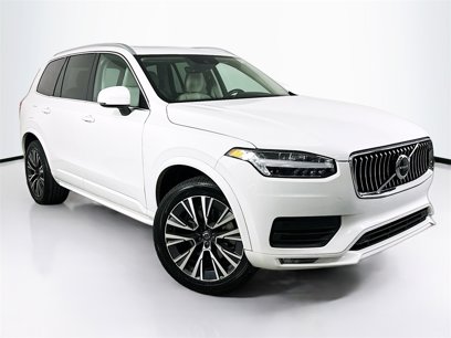 Used 2022 Volvo XC90 T6 Momentum