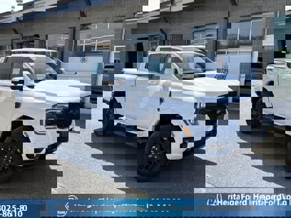 New 2025 Ford Ranger Lariat w/ Black Appearance Package