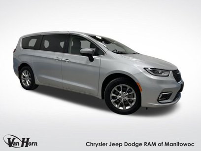 Used 2023 Chrysler Pacifica Touring-L