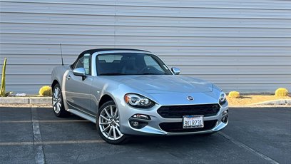 Used 2018 FIAT 124 Spider Lusso