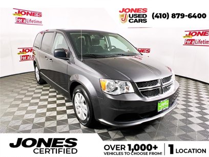 Used 2019 Dodge Grand Caravan SE w/ UConnect Hands-Free Group