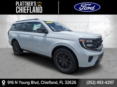 New 2025 Ford Expedition Platinum w/ Stealth Performance Package