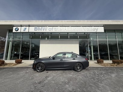 Certified 2022 BMW 330i xDrive Sedan w/ Premium Package 2