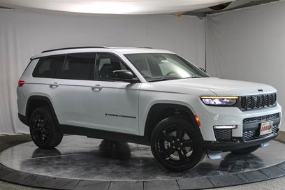 New 2025 Jeep Grand Cherokee L Limited w/ Black Appearance Package