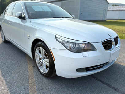 Used 2010 BMW 528i xDrive Sedan