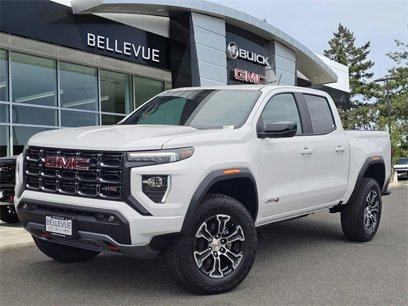 New 2025 GMC Canyon AT4