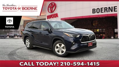 Certified 2023 Toyota Highlander LE