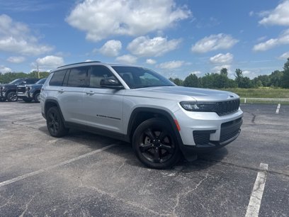 Used 2024 Jeep Grand Cherokee L Laredo