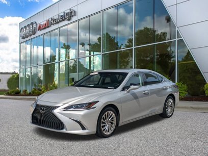 Used 2021 Lexus ES 250 Ultra Luxury w/ Accessory Package 2