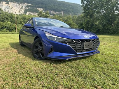 Used 2023 Hyundai Elantra SEL