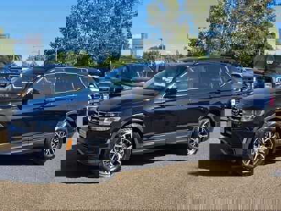 Used 2019 Volkswagen Tiguan SE w/ 3rd Row Seat Package