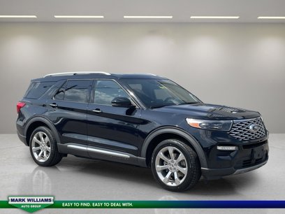 Certified 2020 Ford Explorer Platinum w/ Premium Technology Package