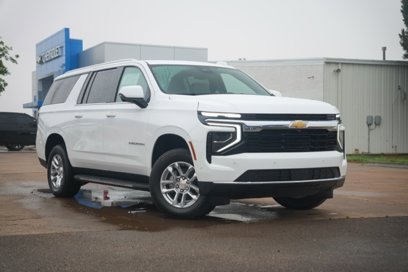 New 2025 Chevrolet Suburban LS