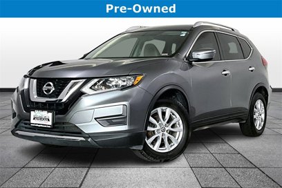 Used 2017 Nissan Rogue SV