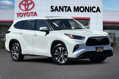 Used 2022 Toyota Highlander XLE