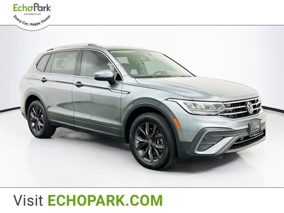 Used 2022 Volkswagen Tiguan SE w/ Panoramic Sunroof Package