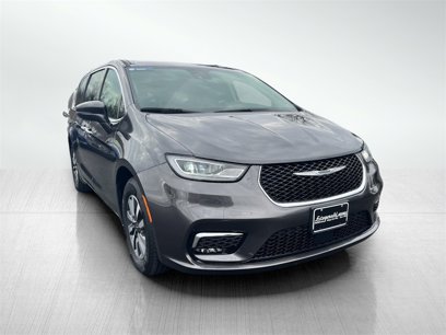 Used 2022 Chrysler Pacifica Touring-L