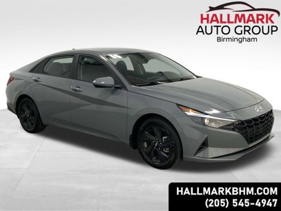 Used 2022 Hyundai Elantra Blue