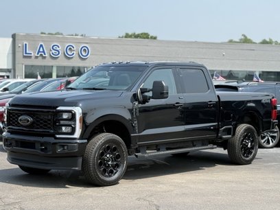 Used 2025 Ford F350 XLT w/ Black Appearance Package
