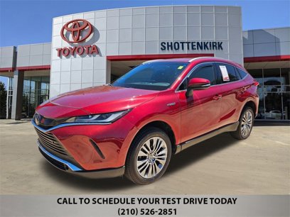 Used 2021 Toyota Venza XLE w/ Softex Package