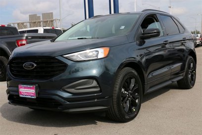 New 2024 Ford Edge SE w/ Black Appearance Package
