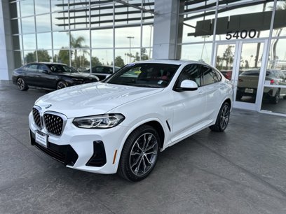 Used 2022 BMW X4 xDrive30i w/ M Sport Package 2