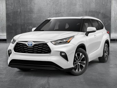 New 2025 Toyota Highlander XLE