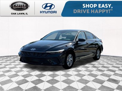 New 2025 Hyundai Elantra SE