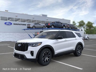 New 2025 Ford Explorer ST-Line w/ Premium Package
